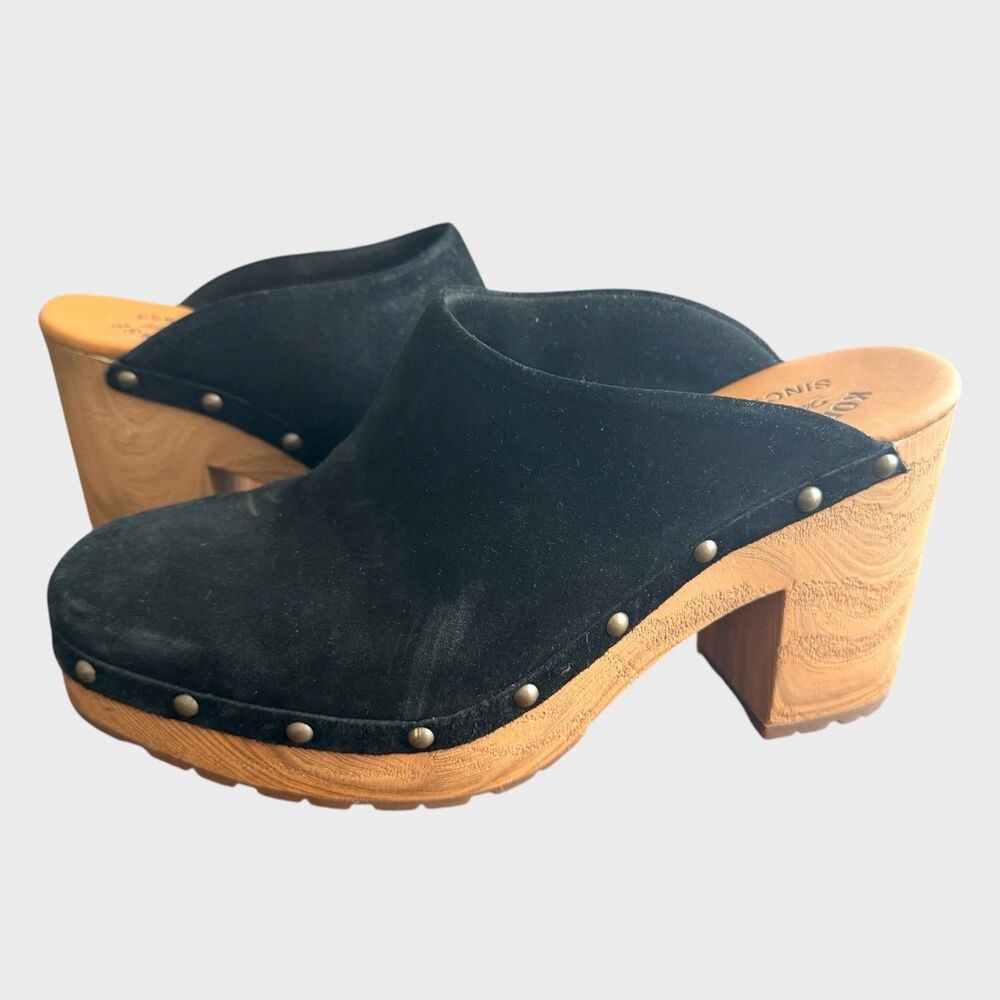 Kork- Ease Women's Sudbury Black Leather Wood Heel Clogs Sz 9
